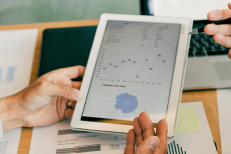 custom-research-insights